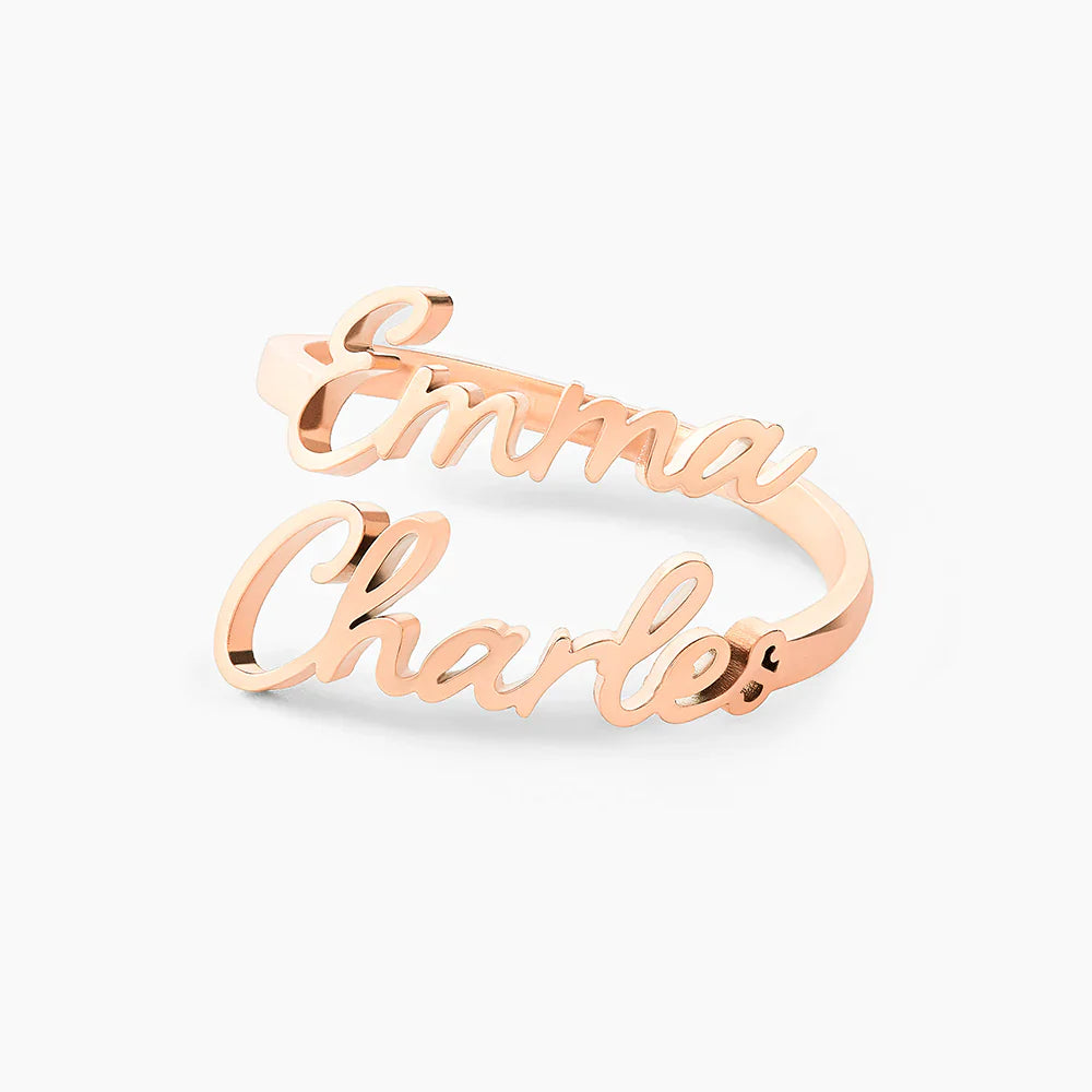 Anello personalizzato con 1 a 4 nomi incisi 