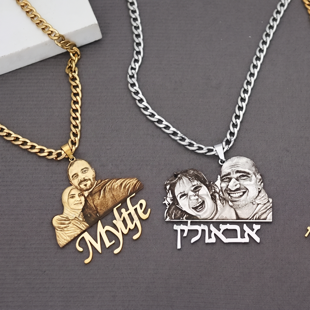 Personalized Necklace With Photo And Engraved Portrait 